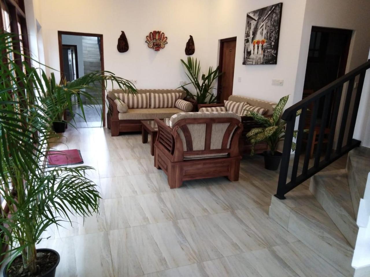 LIJA Residence Negombo Exterior foto