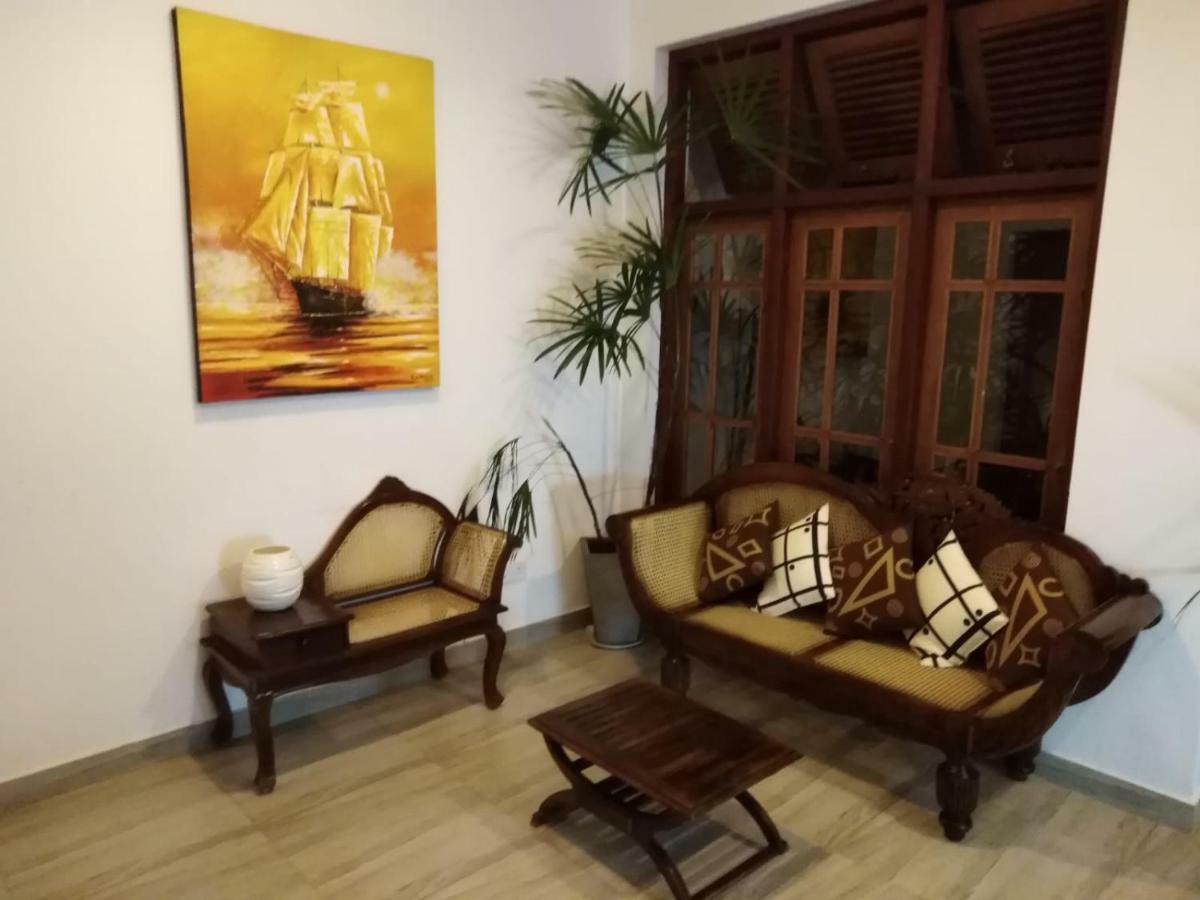 LIJA Residence Negombo Exterior foto
