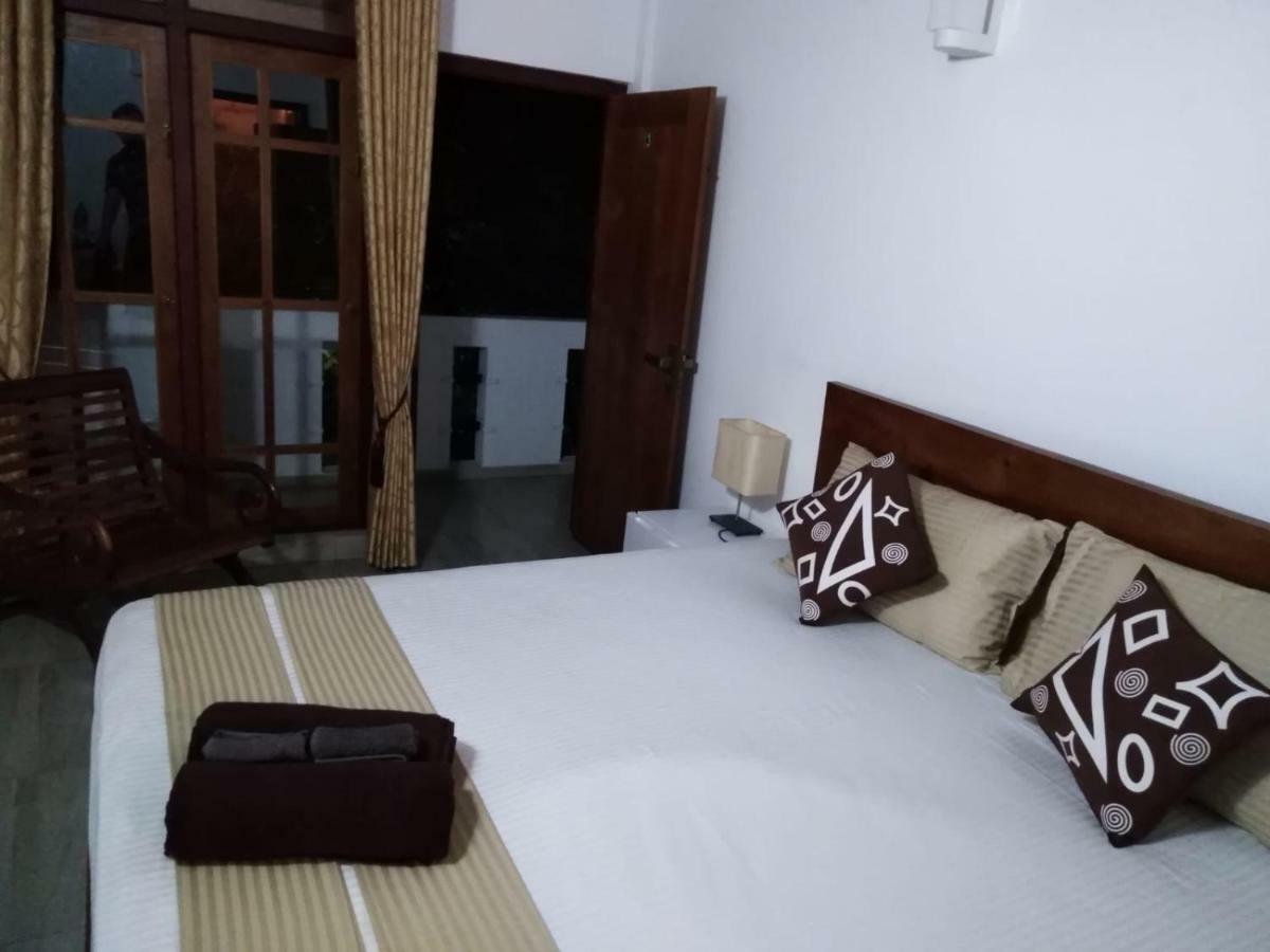 LIJA Residence Negombo Exterior foto